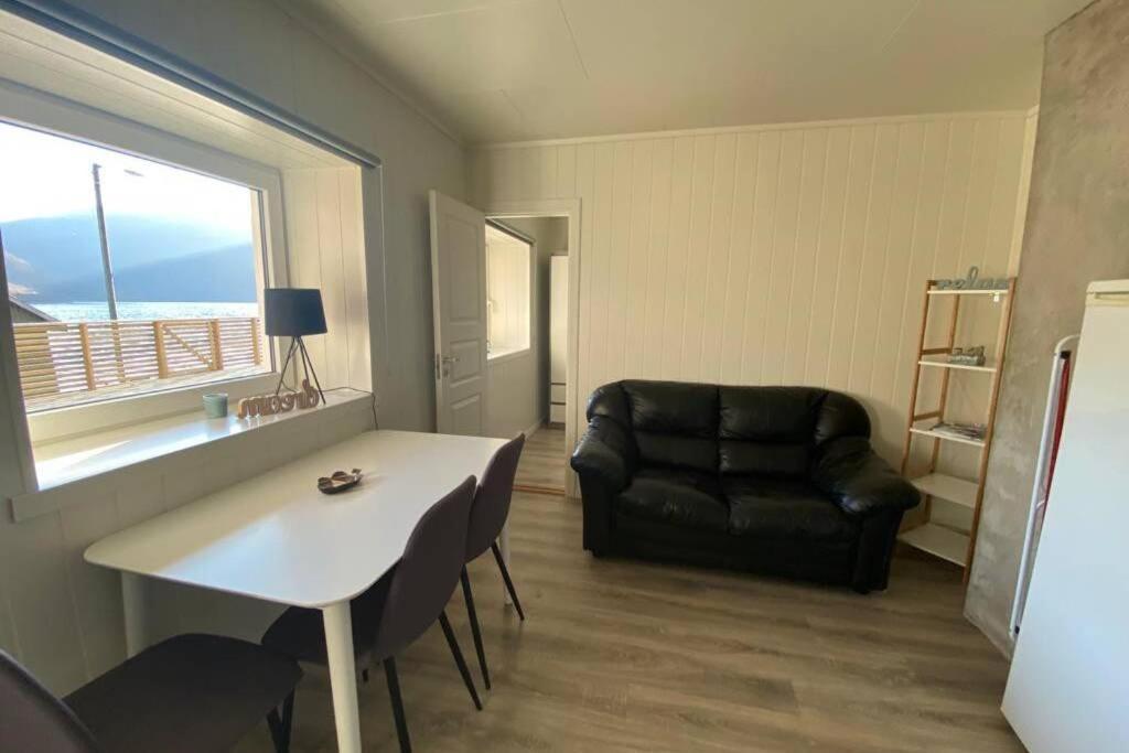 Waterfront Senja 3 Apartment Torsken Exterior foto